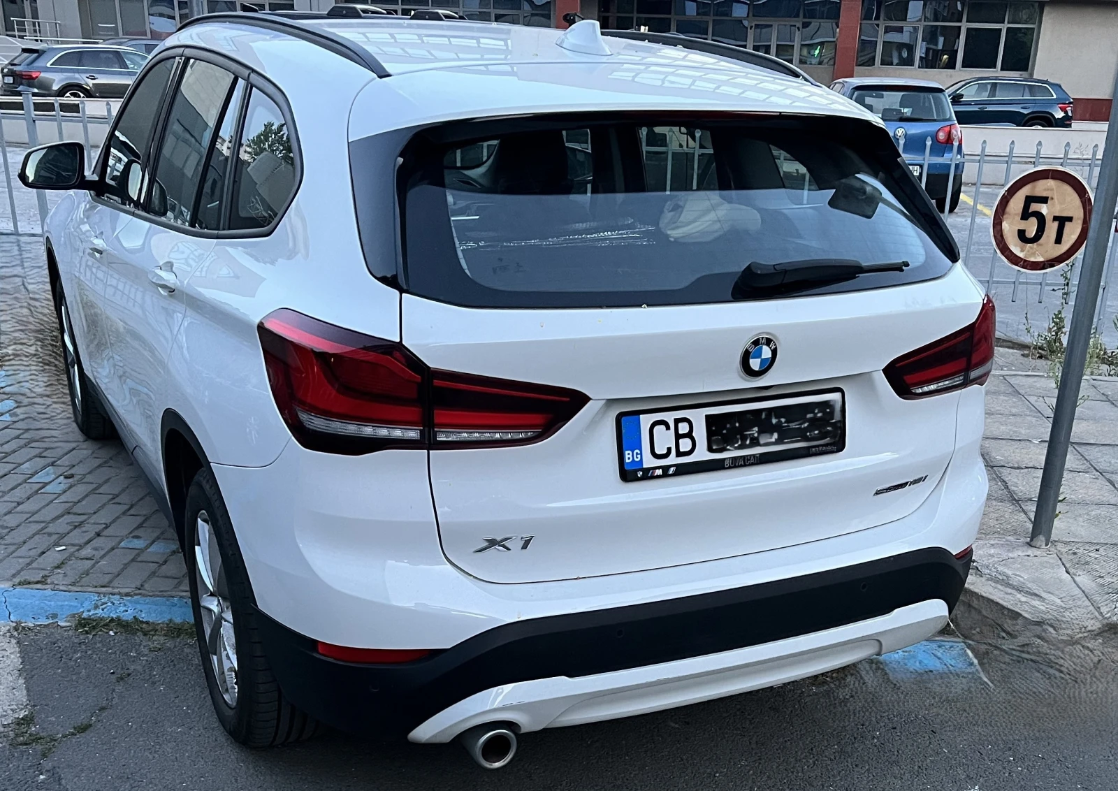 BMW X1  - изображение 6