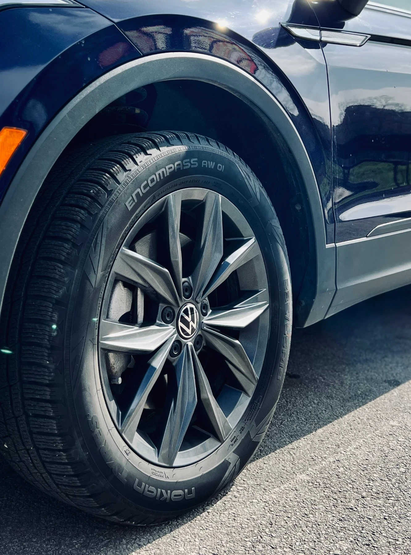 VW Tiguan 2.0T - изображение 6