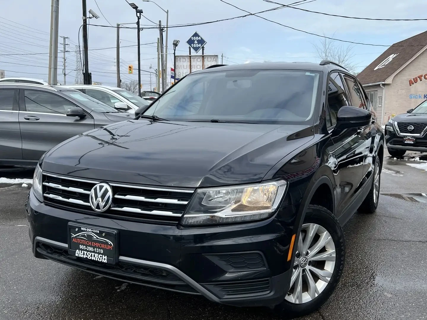 VW Tiguan Trendline * 4Motion * Подгреви * Carfax * , снимка 2 - Автомобили и джипове - 53852042