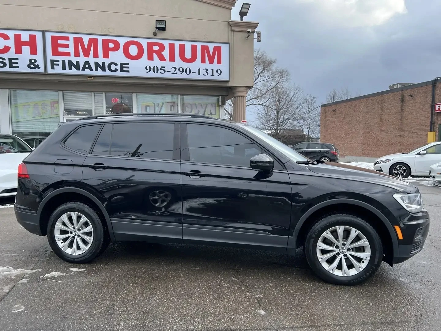 VW Tiguan Trendline * 4Motion * Подгреви * Carfax * , снимка 4 - Автомобили и джипове - 53852042