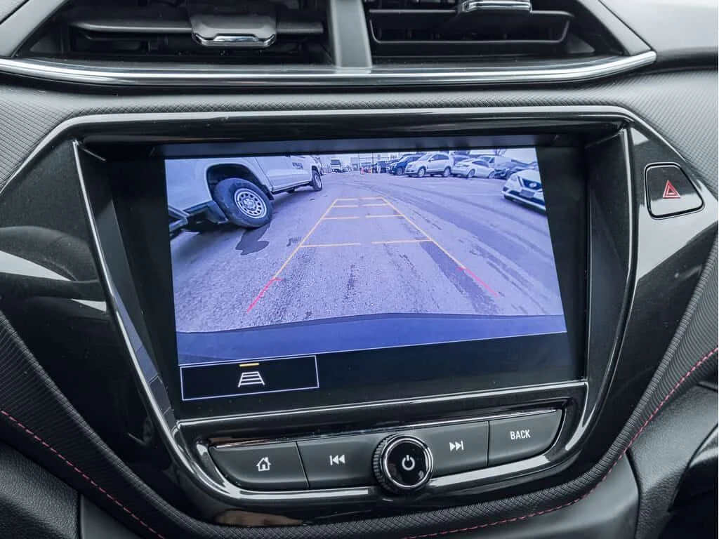 Chevrolet Trailblazer * AWD RS | Clean Carfax | Pwr Seats | Keyless Entr, снимка 12 - Автомобили и джипове - 53937910