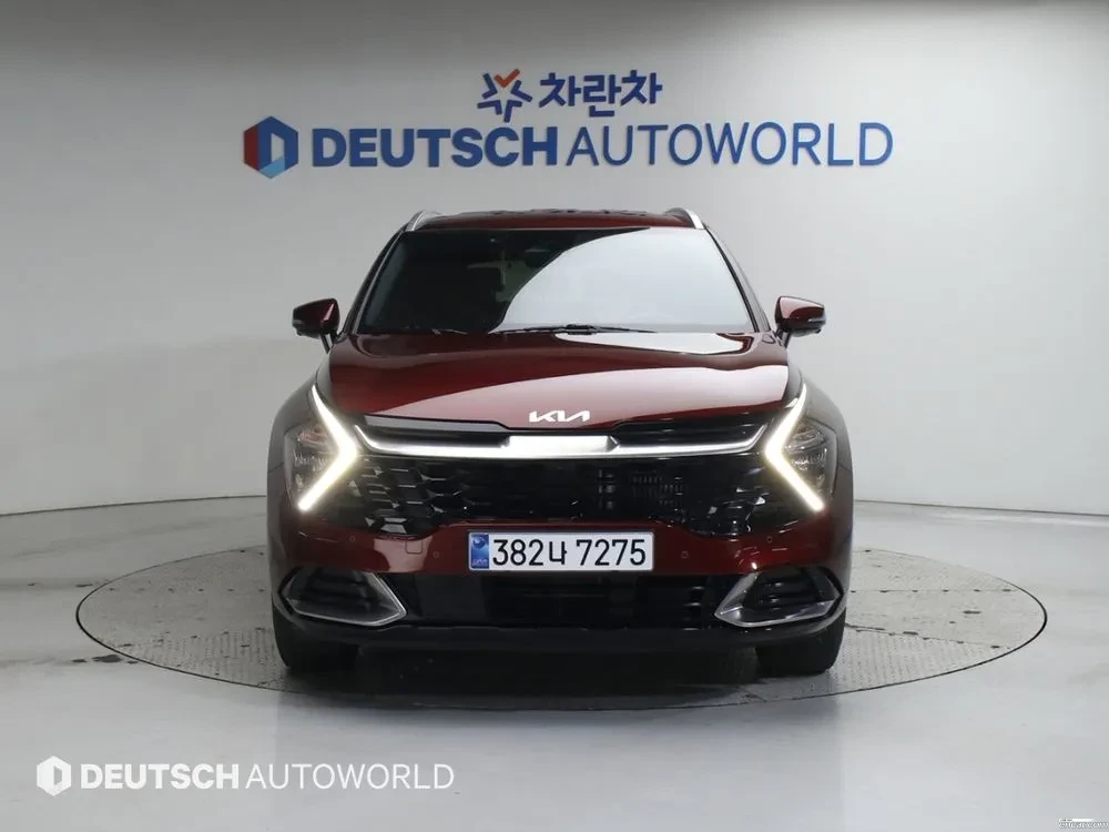 Kia Sportage Nobless 2WD Hybrid, снимка 2 - Автомобили и джипове - 54378587