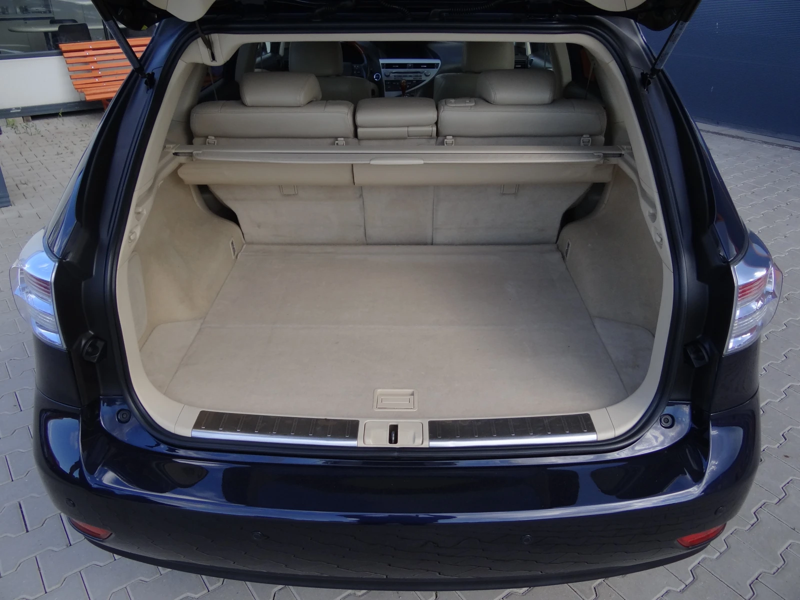 Lexus RX 450h 3.5i-248k.c.-Hybrid /4WD/Auto/Navi/Koja/Camera/, снимка 16 - Автомобили и джипове - 54687566