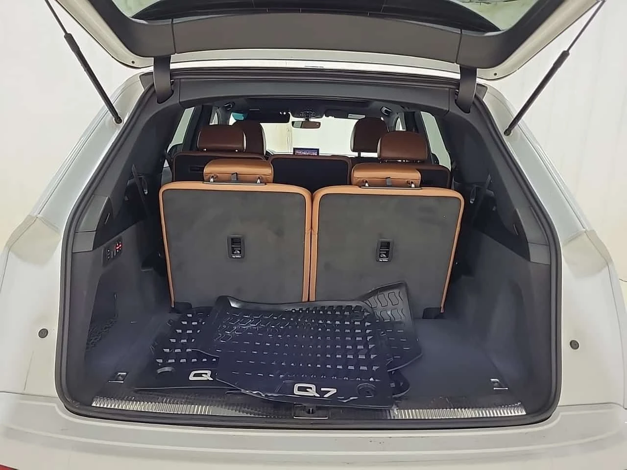 Audi Q7 * Technik * MATRIX * АВТОКРЕДИТ, снимка 7 - Автомобили и джипове - 54687459