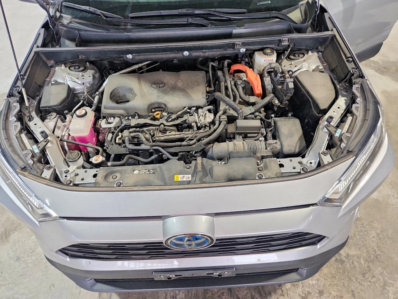 Toyota Rav4 * HYBRID* XLE* AWD* ПОДГРЕВ* NAVI* LED* , снимка 12 - Автомобили и джипове - 55279845