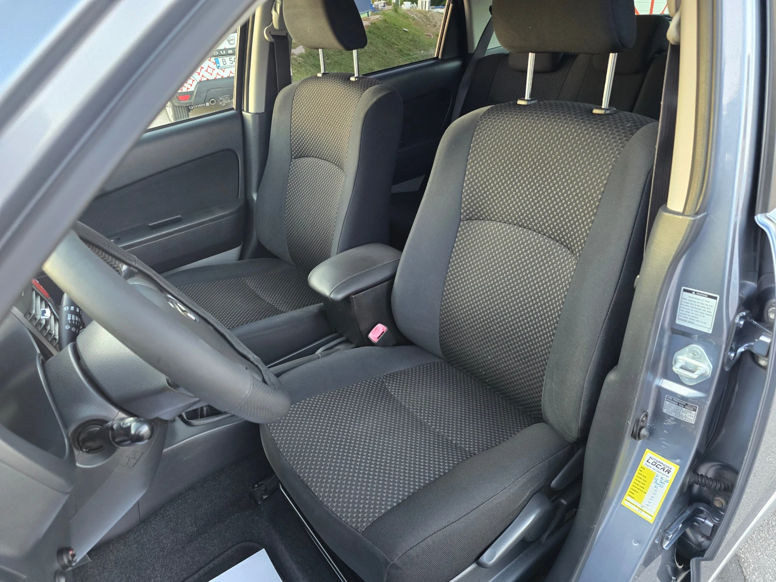 Daihatsu Terios 1.5i/4WD/148500!KM, снимка 15 - Автомобили и джипове - 55419017