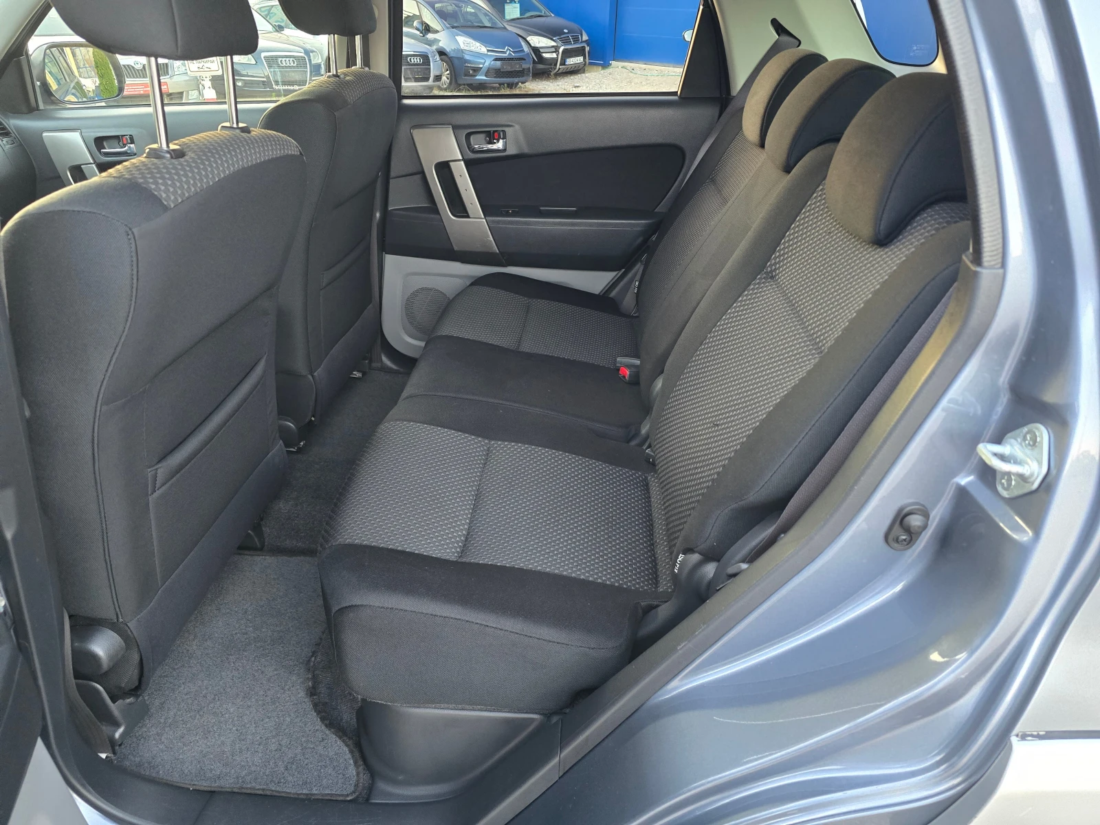Daihatsu Terios 1.5i/4WD/148500!KM, снимка 12 - Автомобили и джипове - 55419017