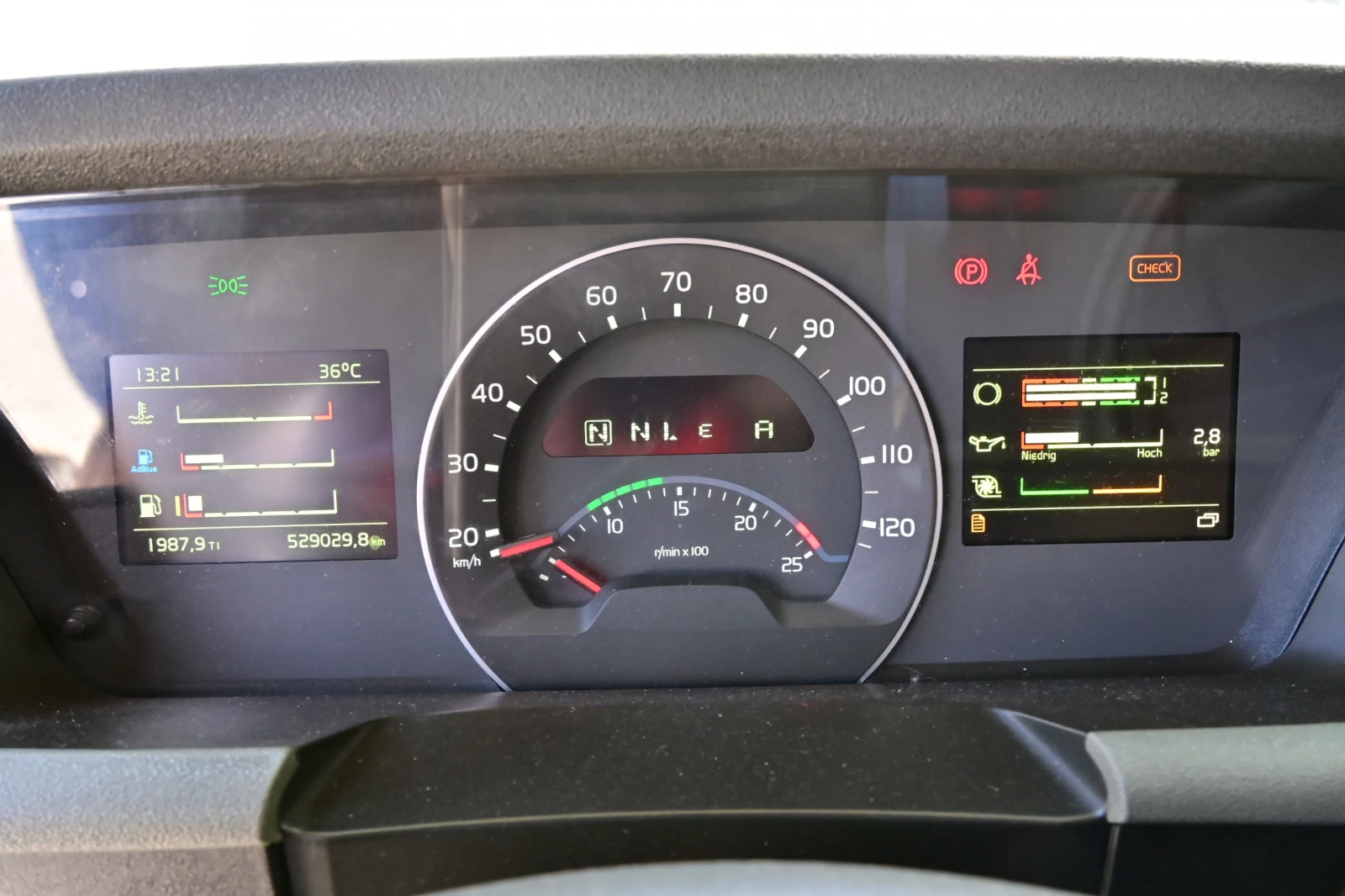 Volvo Fh 460 Паркинг климатик, снимка 12 - Камиони - 49889682