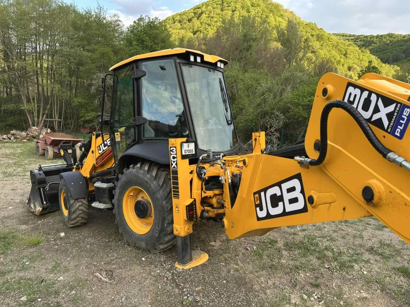 Багер JCB 3CX PLUS , снимка 2 - Индустриална техника - 51590030