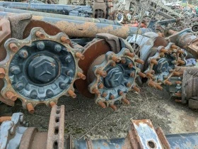 Полуремарке Други Мерцедес оси за ремаркета, снимка 1