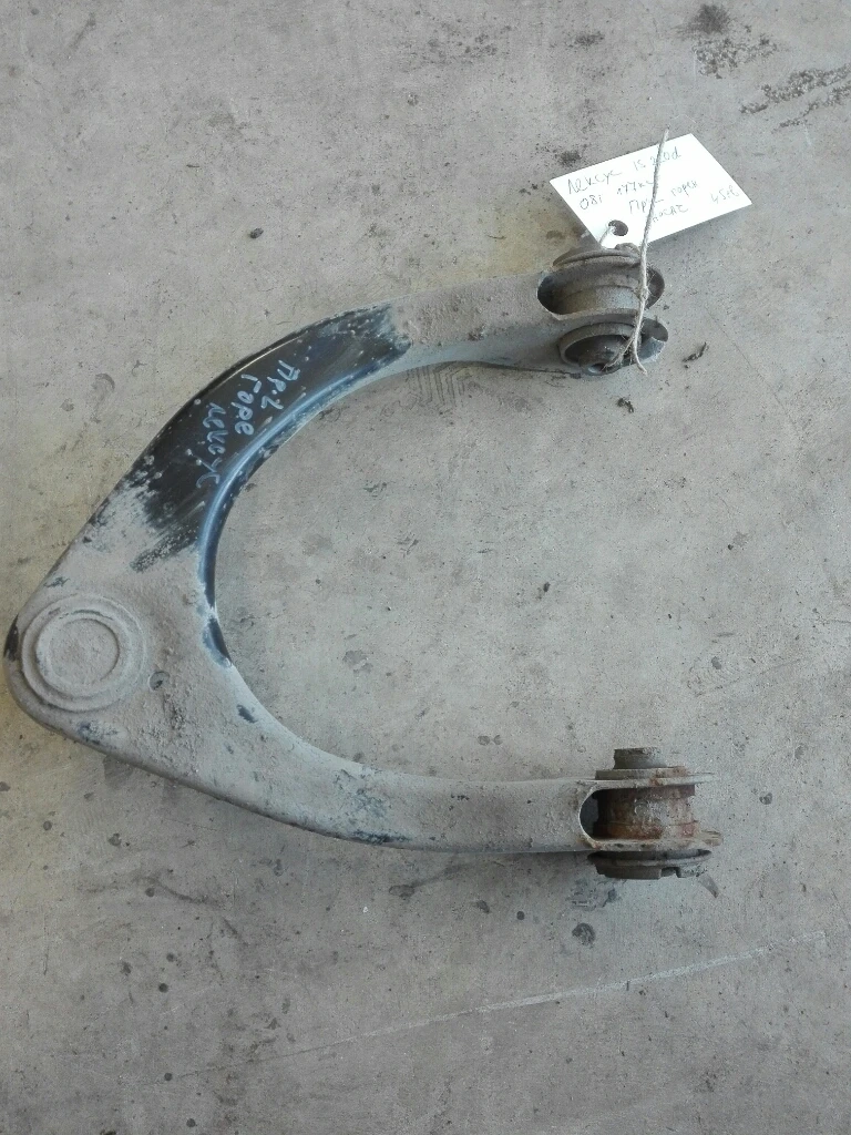 носач ляв горен лексус ис 220