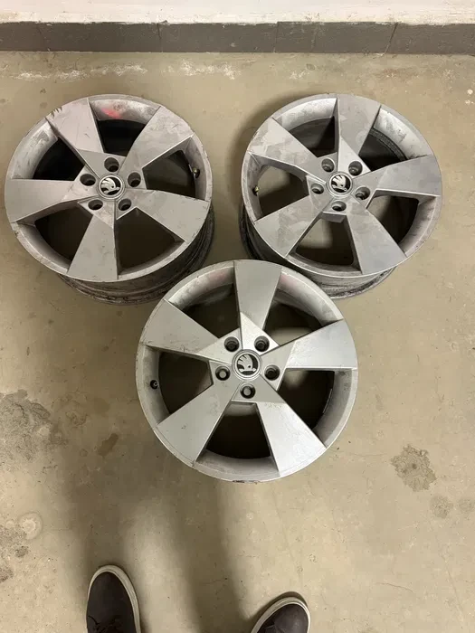 Оригинални Джанти за Шкода 17" 7Jx17H2 ET49 Skoda Octavia, снимка 4 - Части - 54176128