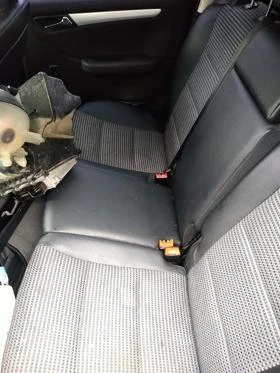 Mercedes-Benz A 200 2.0 i, снимка 7