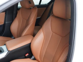 BMW 330 i xDrive AWD, снимка 9