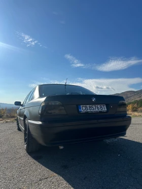     BMW 730 E38