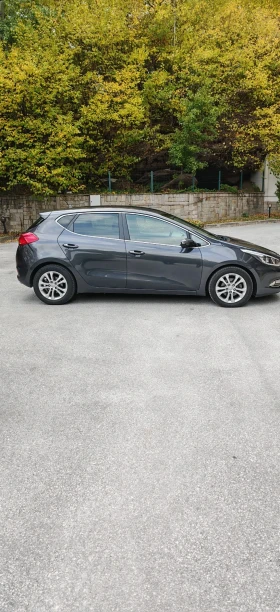 Kia Ceed 1.6 GRDI - 13700 лв. / 7004.70 € - 99070101 10