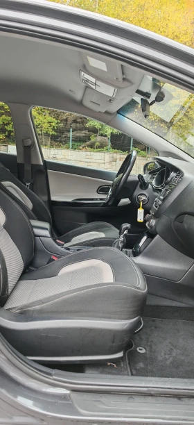 Kia Ceed 1.6 GRDI - 13700 лв. / 7004.70 € - 99070101 6