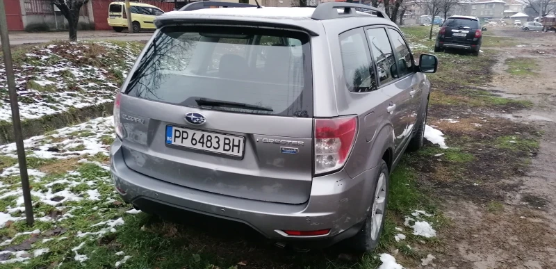 Subaru Forester 2000 дизел, снимка 4 - Автомобили и джипове - 42460192