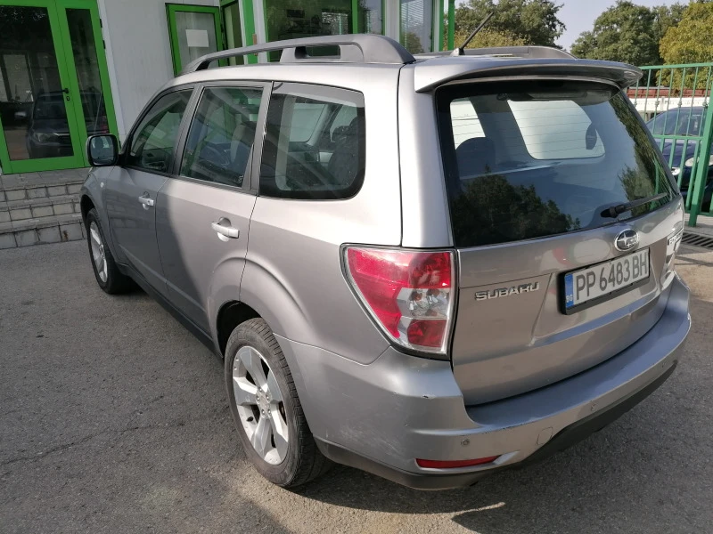 Subaru Forester 2000 дизел, снимка 4 - Автомобили и джипове - 42460192