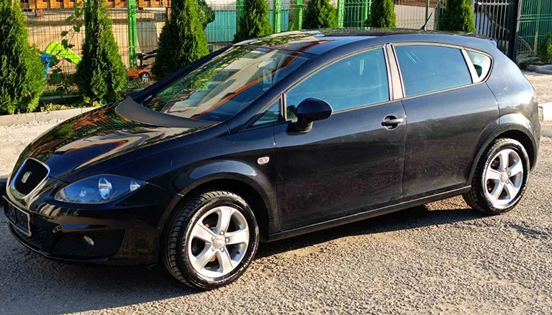 Seat Leon 1.4i, 2010г., снимка 1 - Автомобили и джипове - 46864012