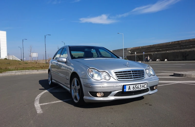 Mercedes-Benz C 320 CDI AMG package, снимка 6 - Автомобили и джипове - 46999326