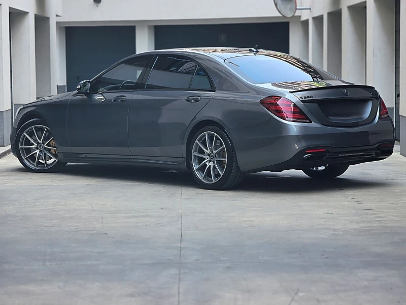 Mercedes-Benz S 560 Mercedes S560 AMG OPTIC* AKRAPOVIC* 3xTV* Night* 3, снимка 4 - Автомобили и джипове - 50967189