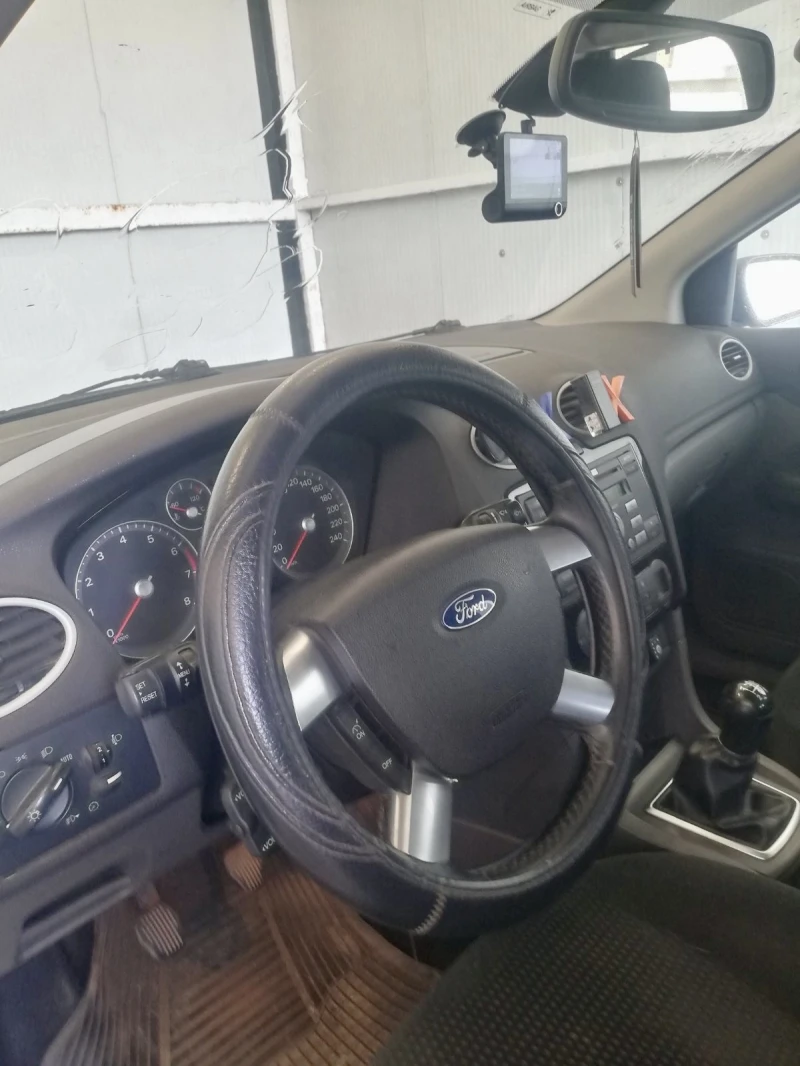 Ford Focus, снимка 6 - Автомобили и джипове - 52353618