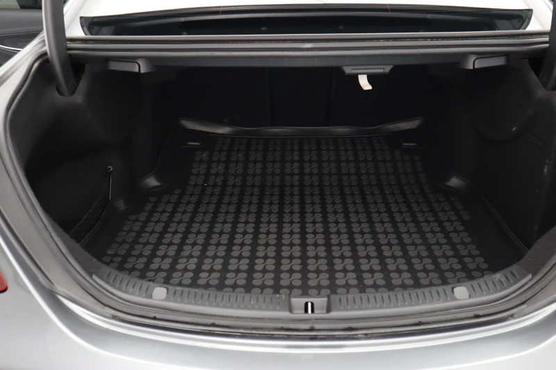 Mercedes-Benz E 450, снимка 16 - Автомобили и джипове - 51579720