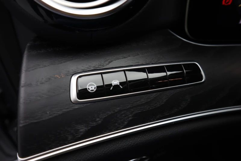 Mercedes-Benz E 450, снимка 15 - Автомобили и джипове - 51579720