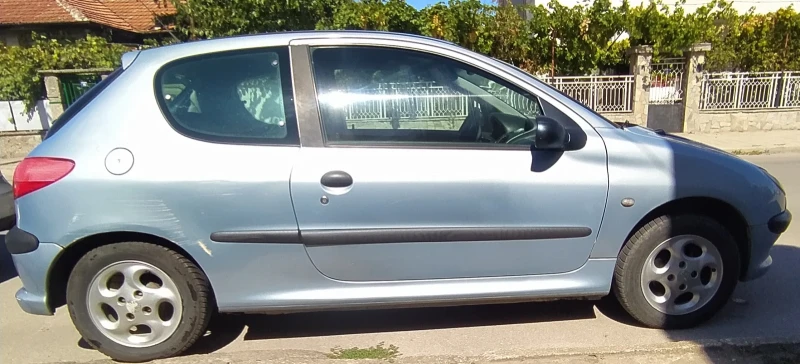 Peugeot 206, снимка 7 - Автомобили и джипове - 52443259