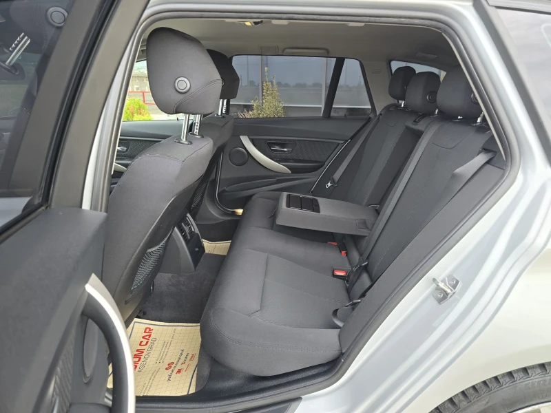 BMW 320 2.0D/AVTOMAT/XSENON/NAVI/KAMERA/DISTRONIK, снимка 8 - Автомобили и джипове - 52101014