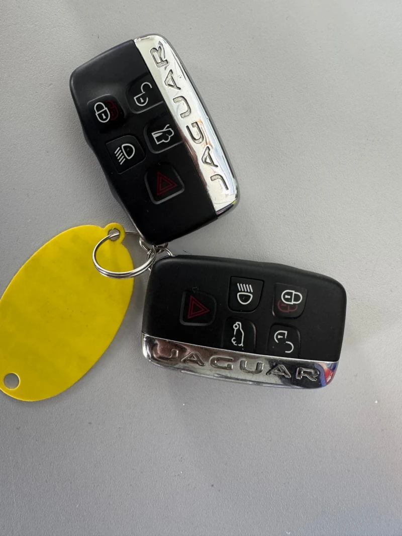 Jaguar XE 2.0D ЛИЗИНГ 100% ОДОБРЕНИЕ* БАРТЕР, снимка 13 - Автомобили и джипове - 52118921