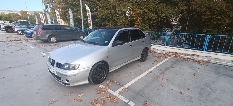 Seat Cordoba, снимка 6 - Автомобили и джипове - 52147499