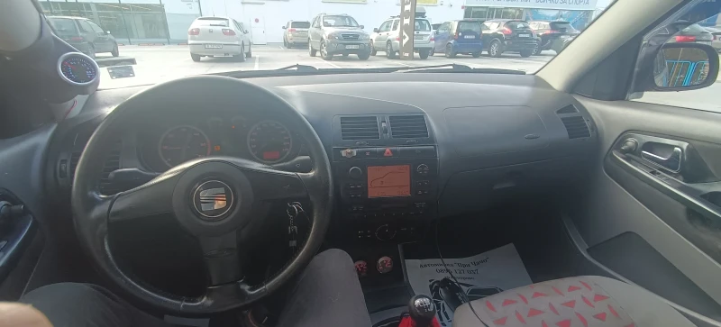 Seat Cordoba, снимка 12 - Автомобили и джипове - 52147499