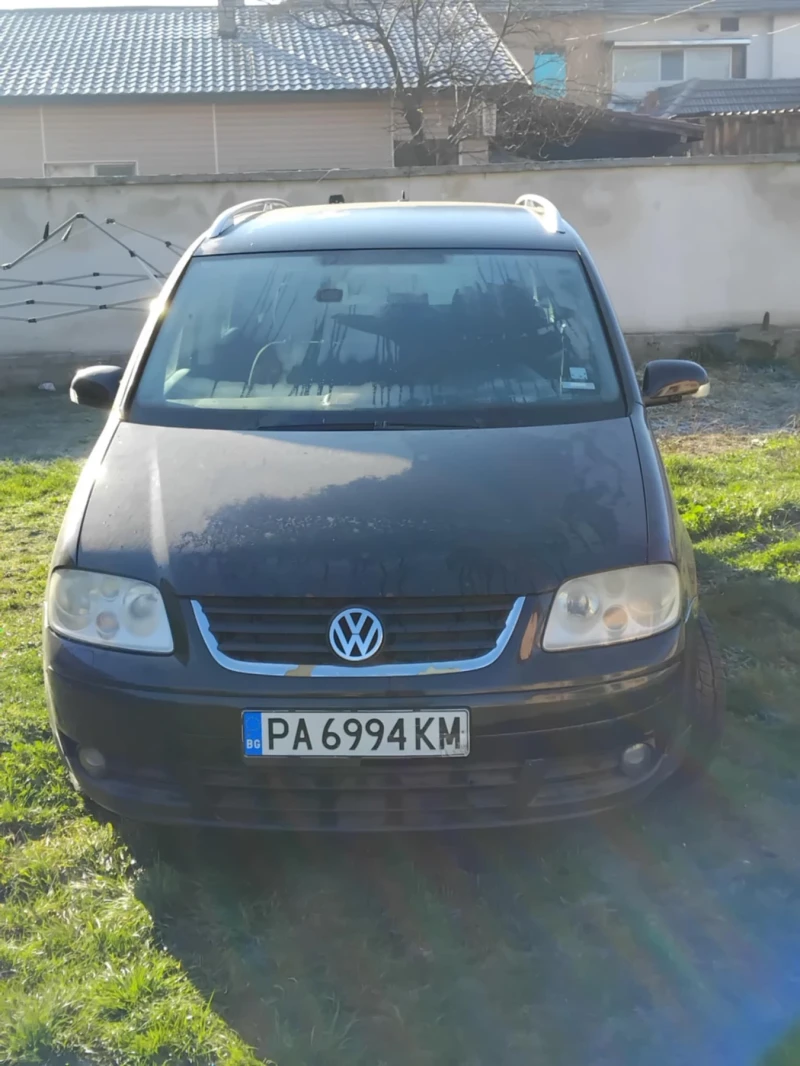 VW Touran, снимка 2 - Автомобили и джипове - 52865470
