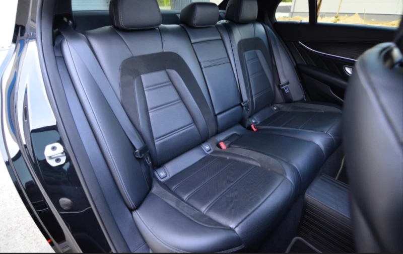 Mercedes-Benz E 53 AMG 4Matic+ , снимка 10 - Автомобили и джипове - 53451364
