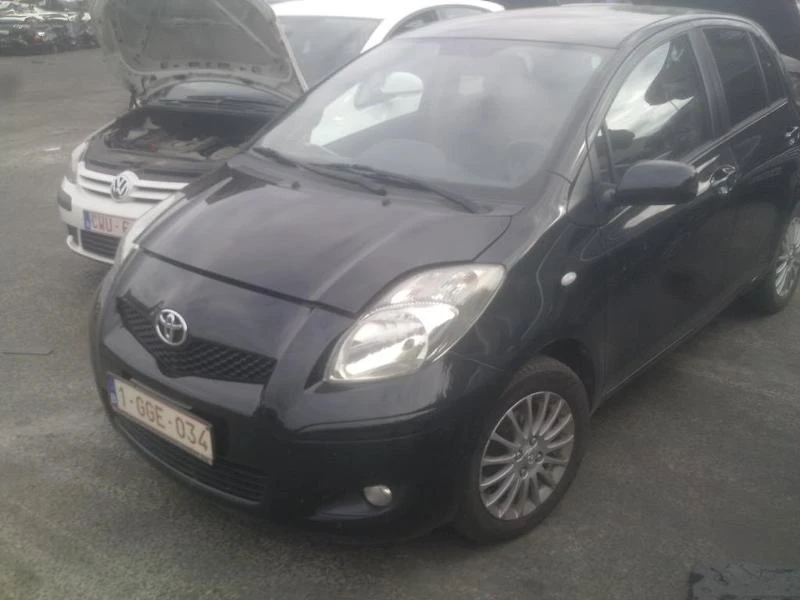 Toyota Yaris 1.33i /1.4 D4D - [1] 