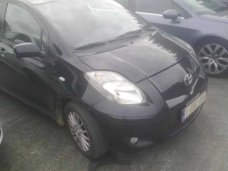 Toyota Yaris 1.33i /1.4 D4D - изображение 2