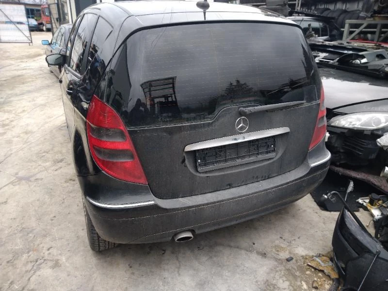 Mercedes-Benz A 200 2.0 i, снимка 5 - Автомобили и джипове - 35149364