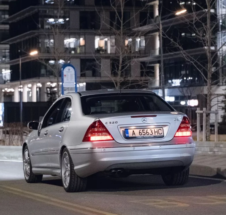 Mercedes-Benz C 320 CDI AMG package, снимка 3 - Автомобили и джипове - 46999326