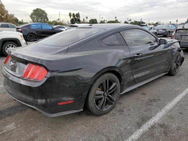 Ford Mustang, снимка 4 - Автомобили и джипове - 48404610