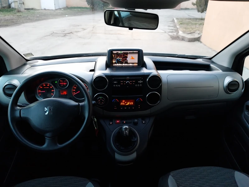 Peugeot Partner 1.6 HDI /TEPEE-LUXURY/4+ 1 места.//NAVI//НОВО// - 12800 лв. - 60569582 | Car24.bg