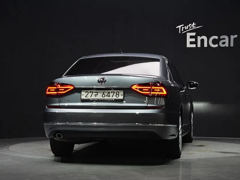 VW Passat 2.0 TSI - САМО 30% АВАНС, снимка 4 - Автомобили и джипове - 56267700