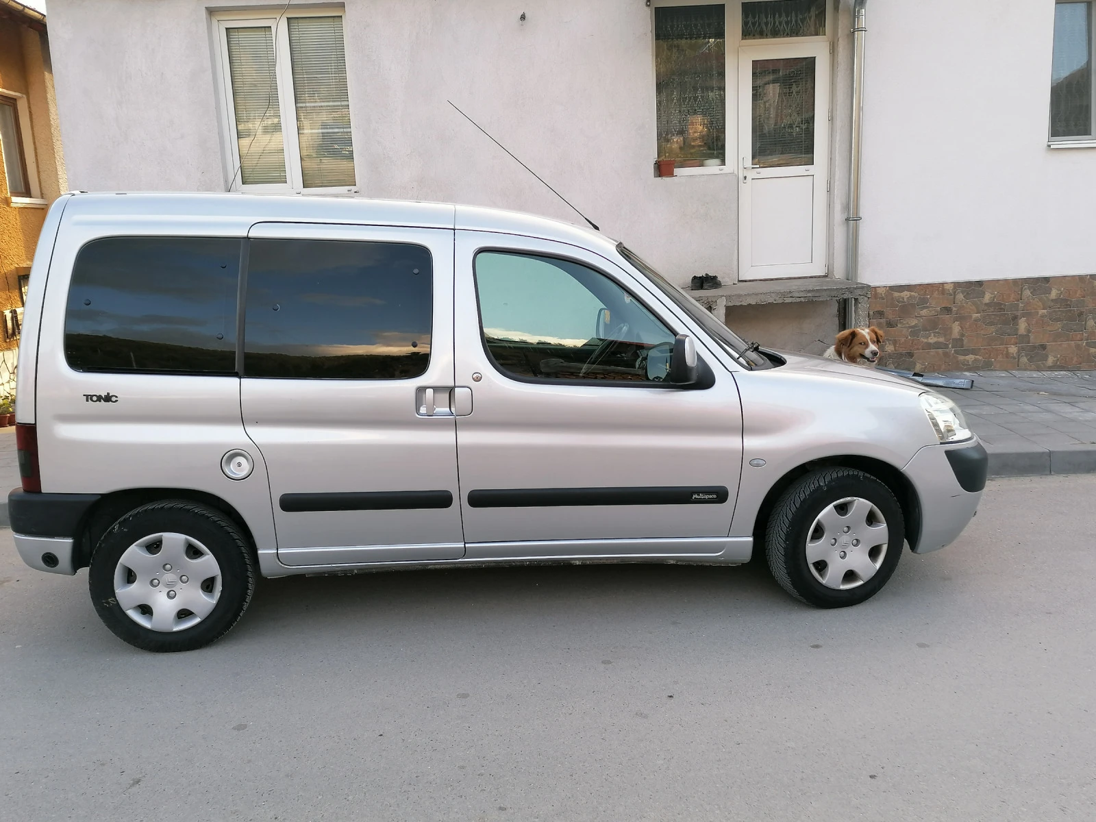 Citroen Berlingo 1.4 - изображение 4