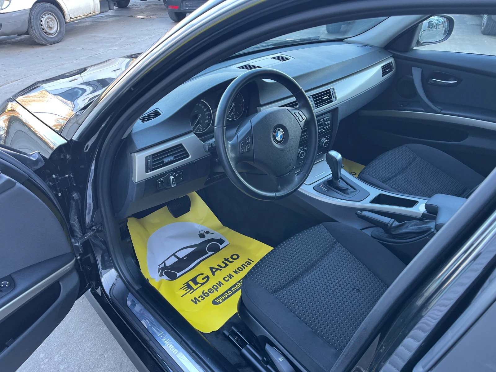 BMW 320 4x4  | Mobile.bg   11