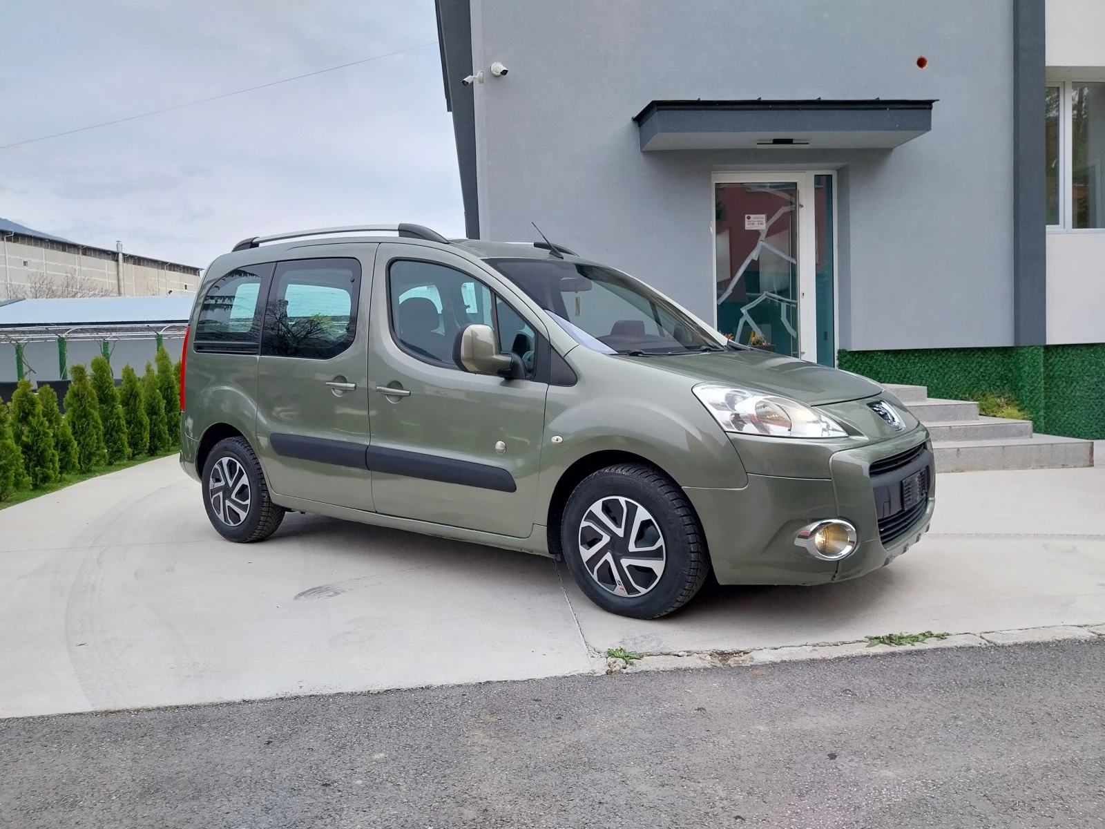 Peugeot Partner 1.6 HDI /TEPEE-LUXURY/4+ 1 места.//NAVI//НОВО// - изображение 6
