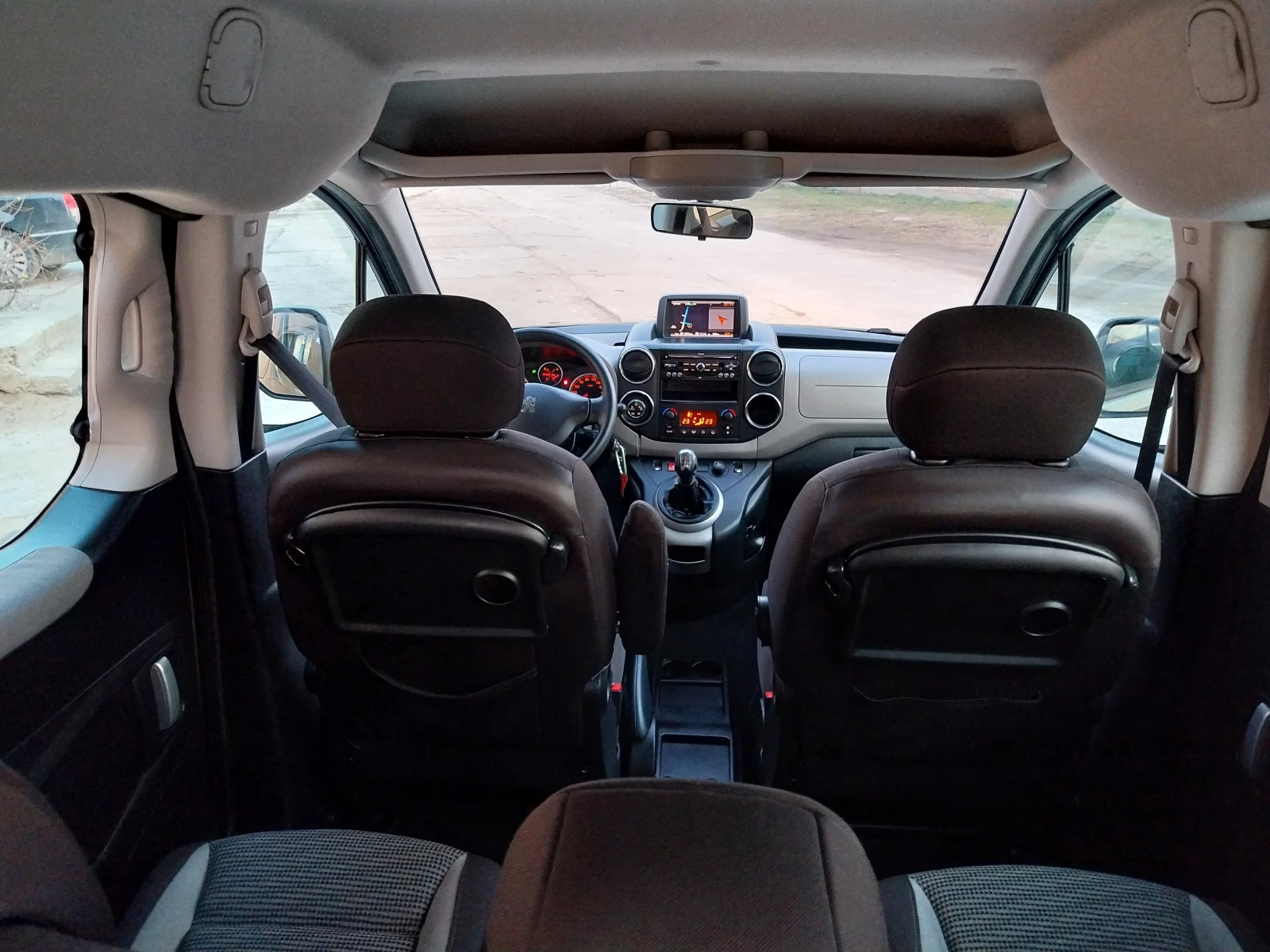 Peugeot Partner 1.6 HDI /TEPEE-LUXURY/4+ 1 места.//NAVI//НОВО// - изображение 10