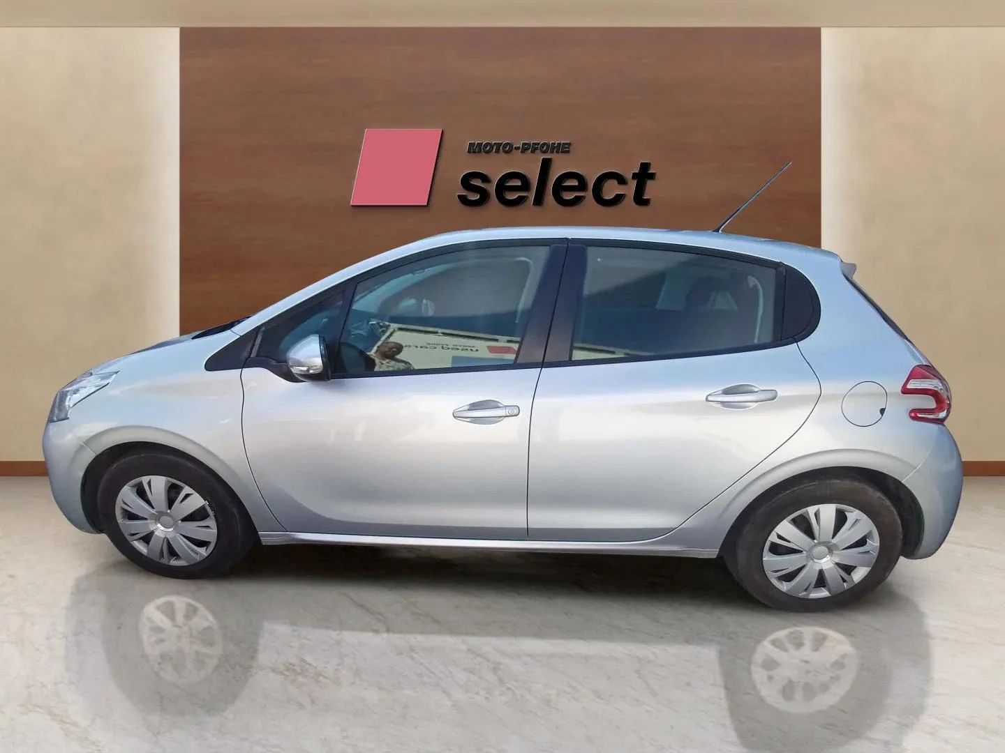 Peugeot 208 1.2 i - изображение 8