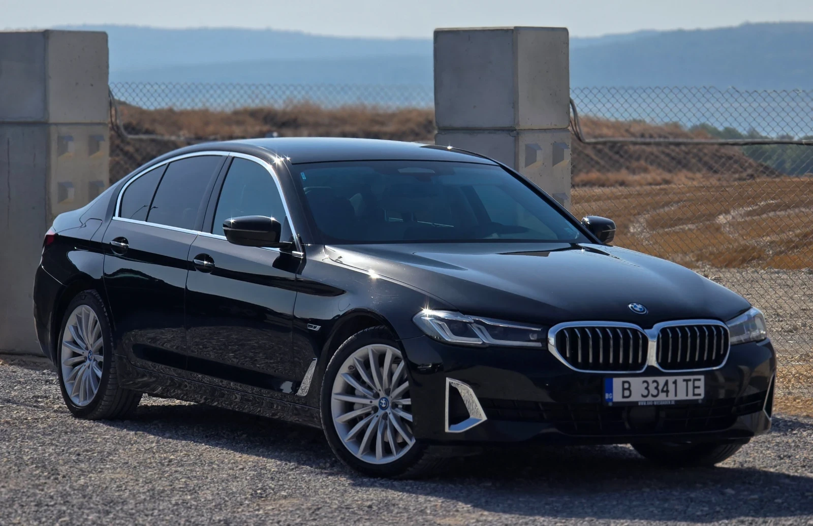 BMW 545 E xDrive * Luxury line * plug in hybrid  | Mobile.bg   1