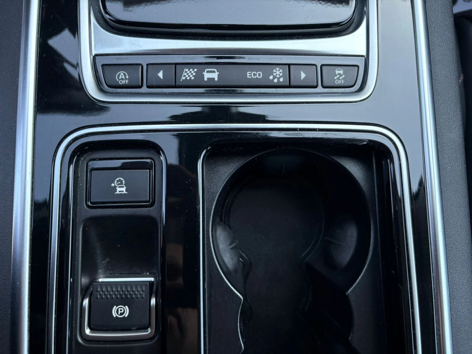 Jaguar XE 2.0D  100% *  | Mobile.bg   11